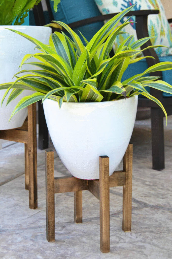 How To Make A Simple Wooden Plant Stand by Hey There Home